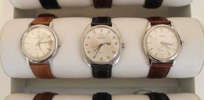 <h1>Udstilling vintageure</h1><p>Mekaniske vintage herre armbåndsure, af mærket Universal Geneve.</p>